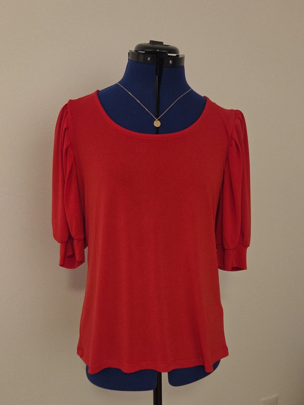 CeCe Red Puff-Sleeve Scoop Neck Blouse